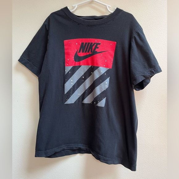 Kids Nike t-shirt - Picture 3 of 6